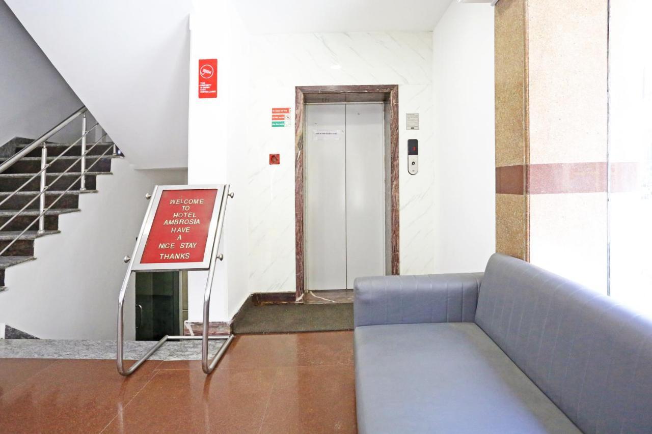 Hotel Ambrosia - A Boutique Hotel New Delhi Exterior photo