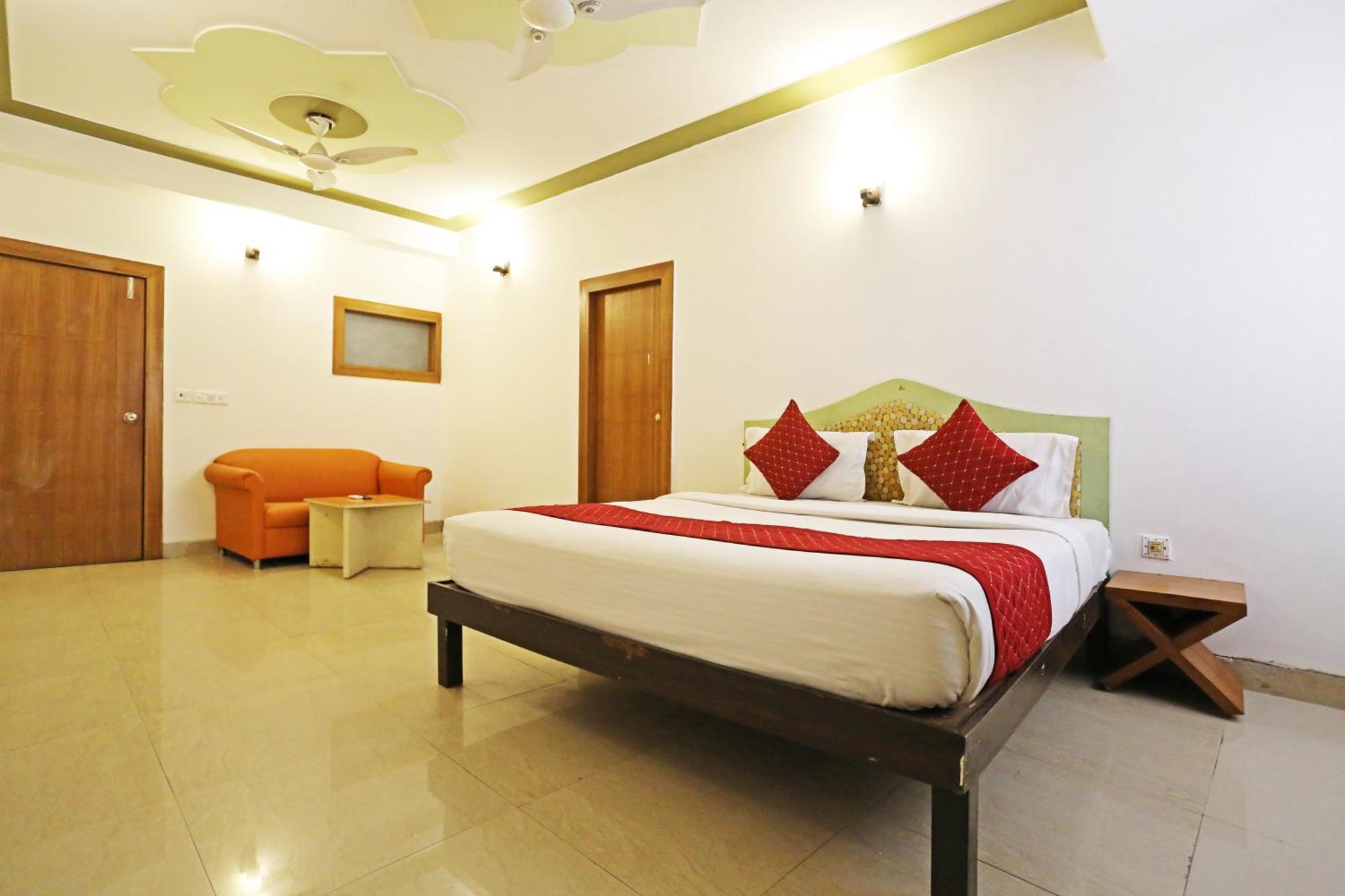 Hotel Ambrosia - A Boutique Hotel New Delhi Exterior photo